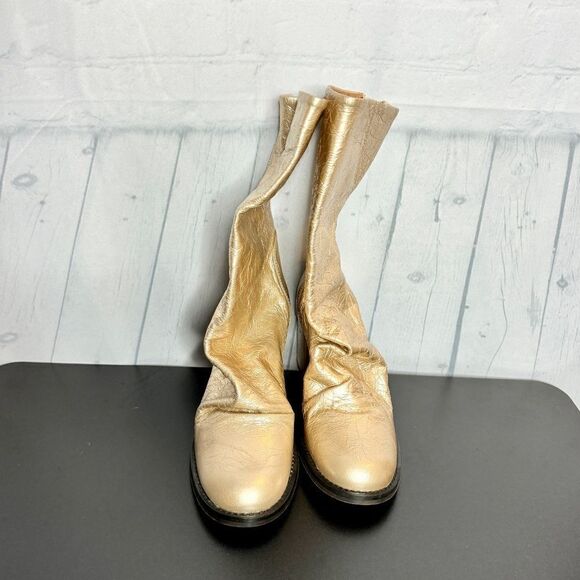 NEW Free People metallic gold crackle leather slouchy tall heel boots size 37 - Picture 6 of 13